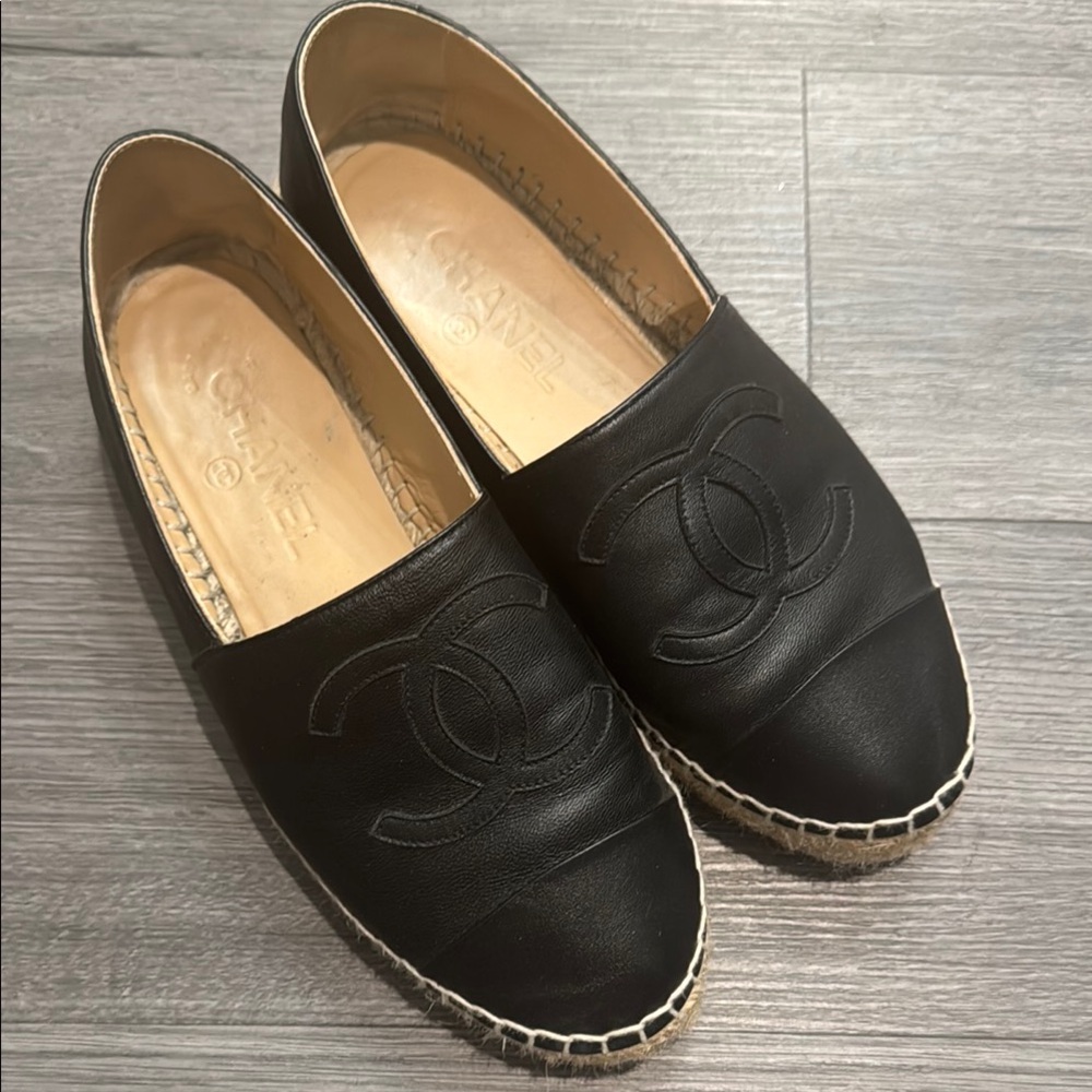 Authentic CHANEL Black Leather Espadrilles - Picture 2 of 10